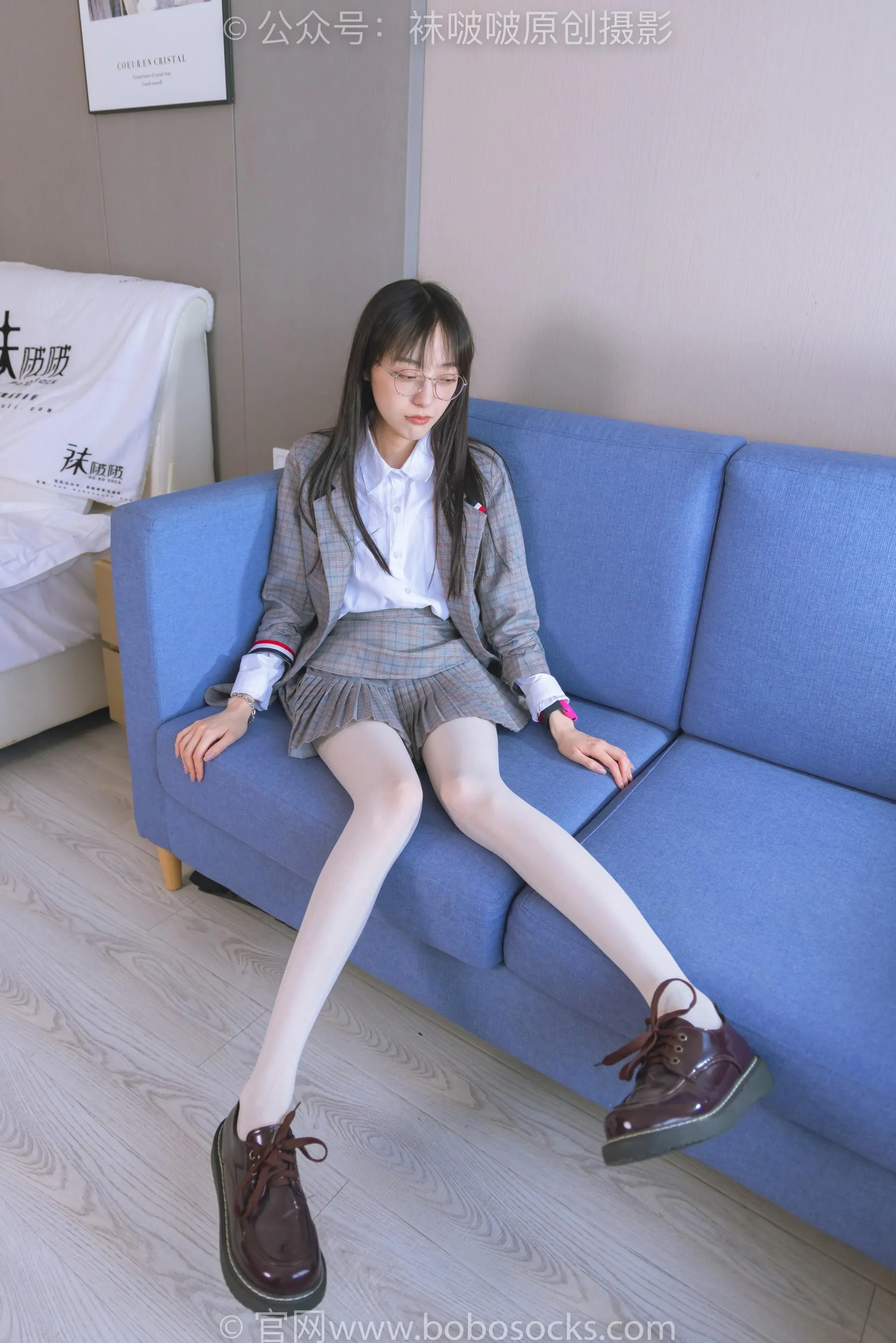 [BoBoSocks袜啵啵]NO.202 稚予-皮鞋、白色蕾丝丝袜、ol风 [87P]插图2